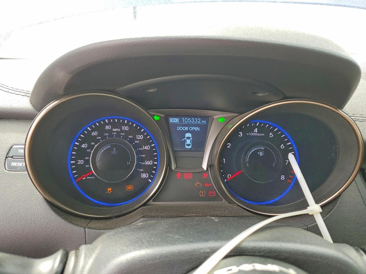 Hyundai Genesis 3.8l