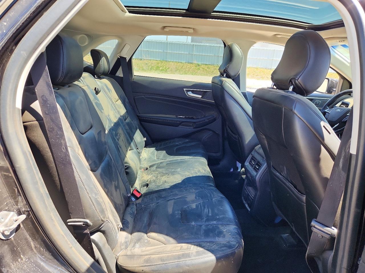 Ford Edge Titanium