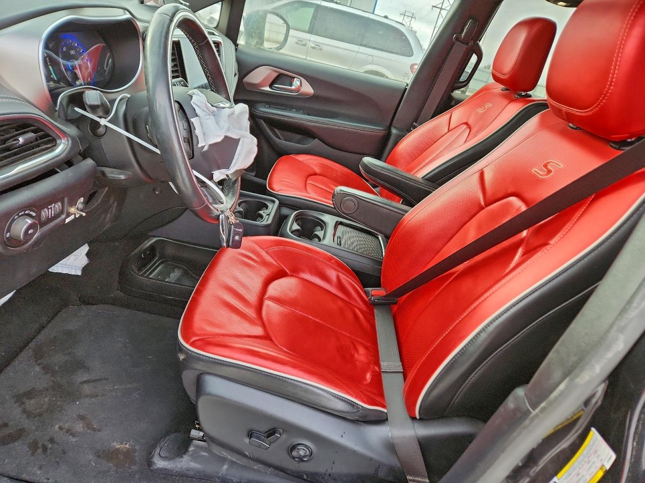 Chrysler Pacifica Limited