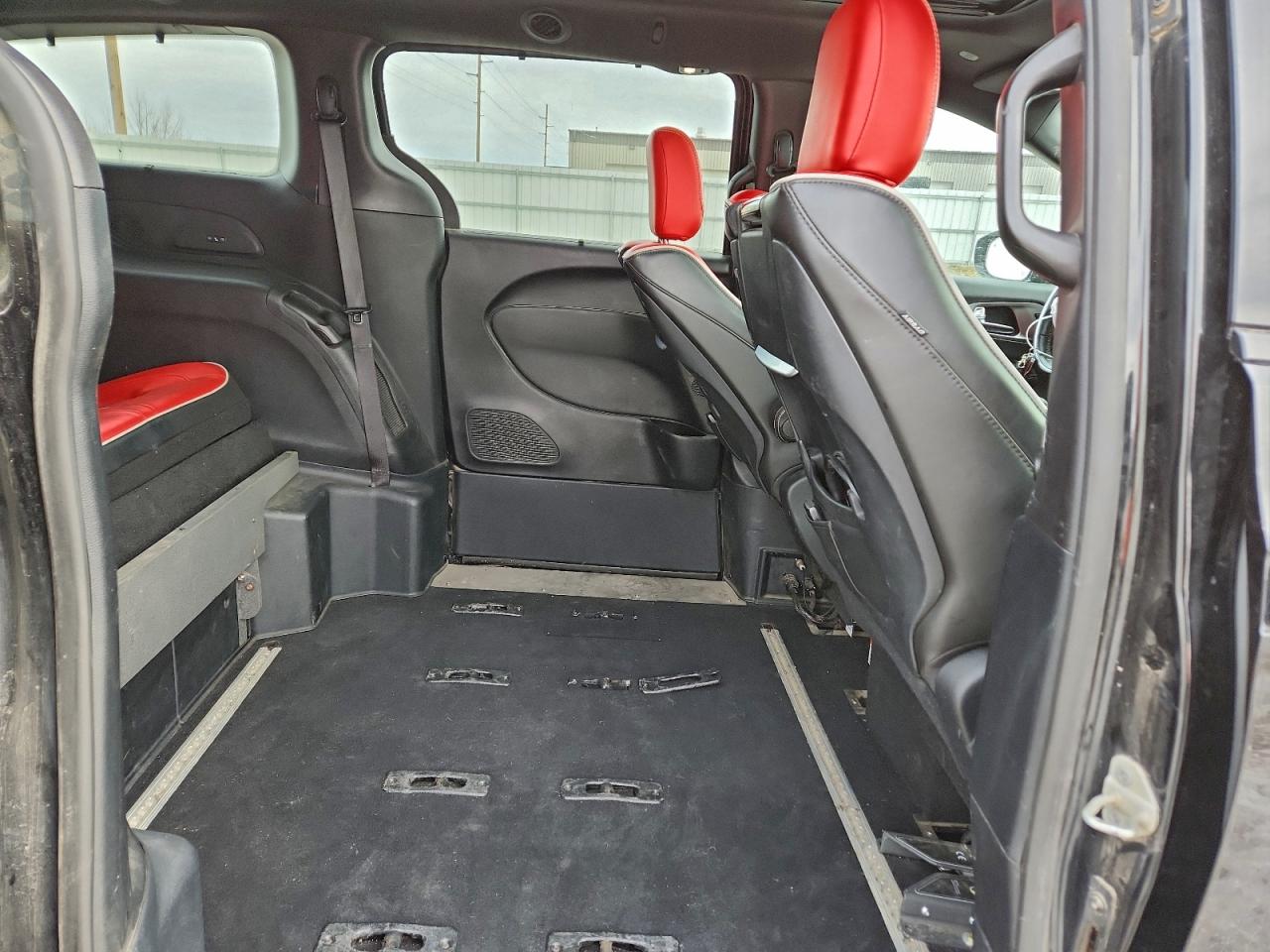 Chrysler Pacifica Limited