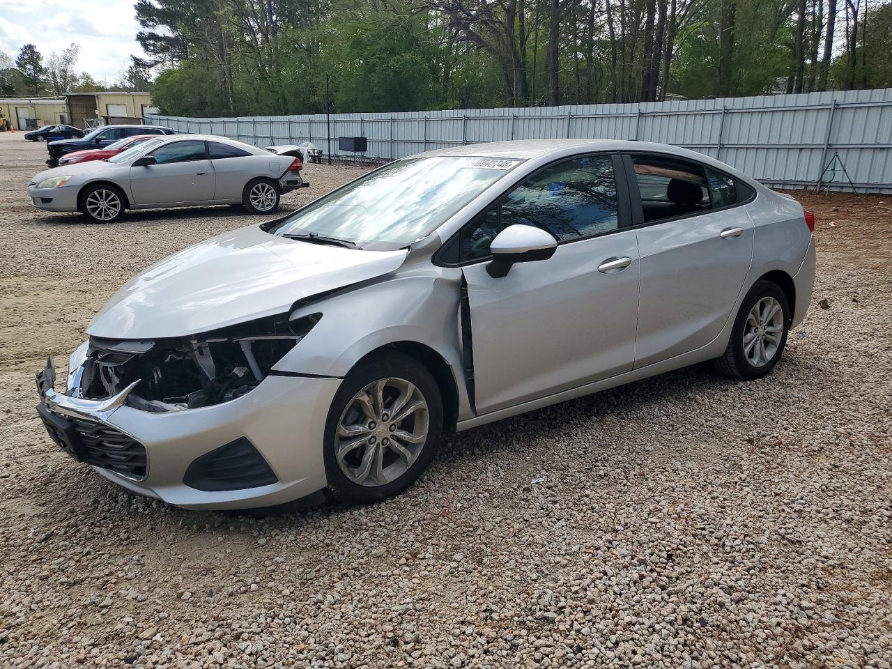 Salvage Chevrolet Cruze Image
