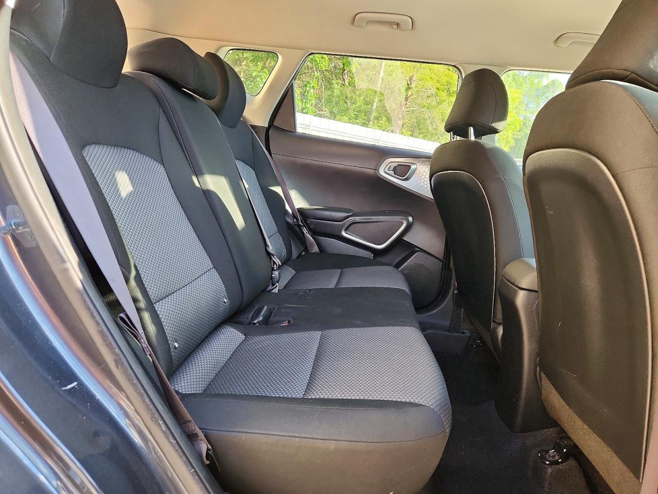 Kia Soul Lx