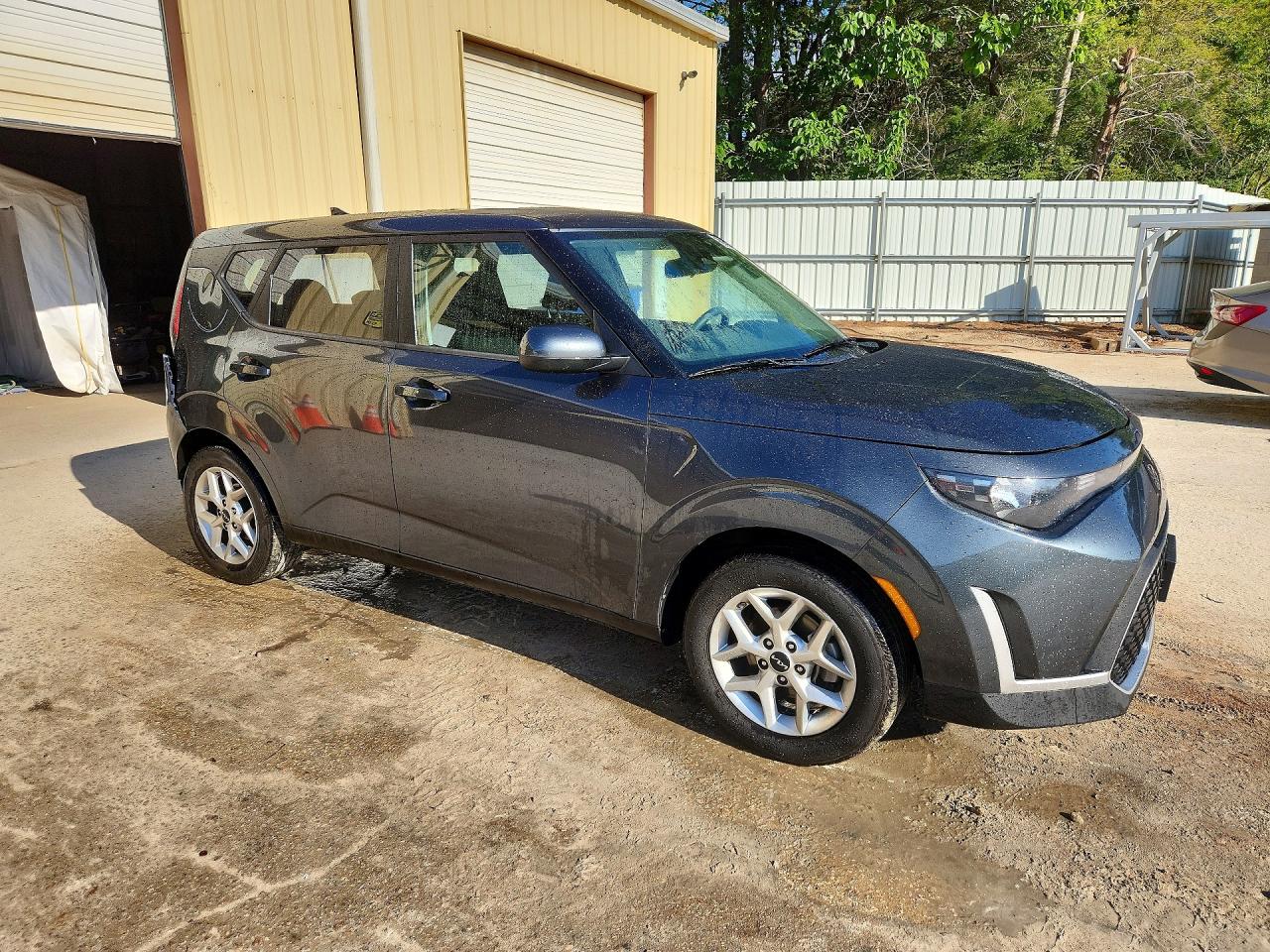Kia Soul Lx