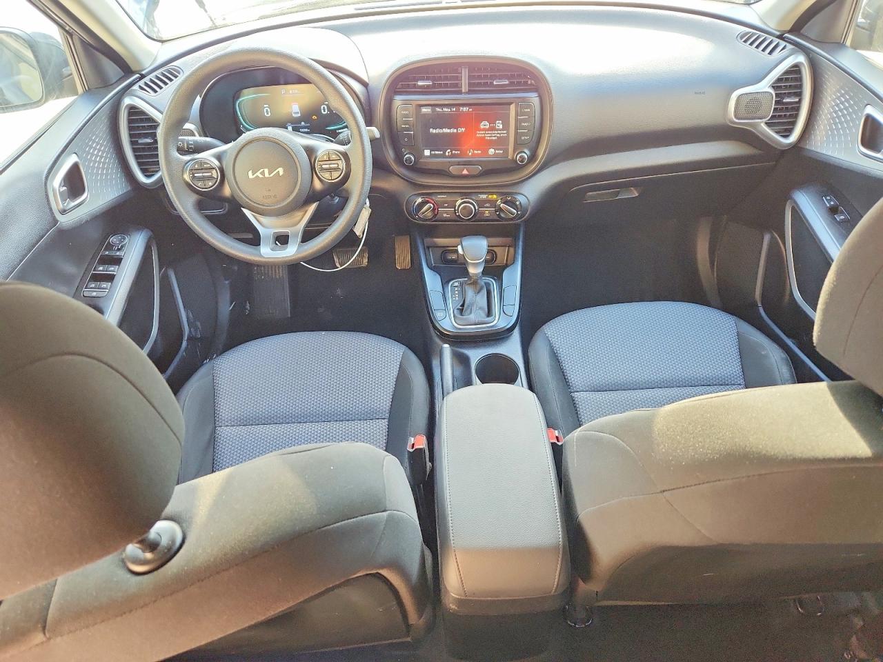 Kia Soul Lx