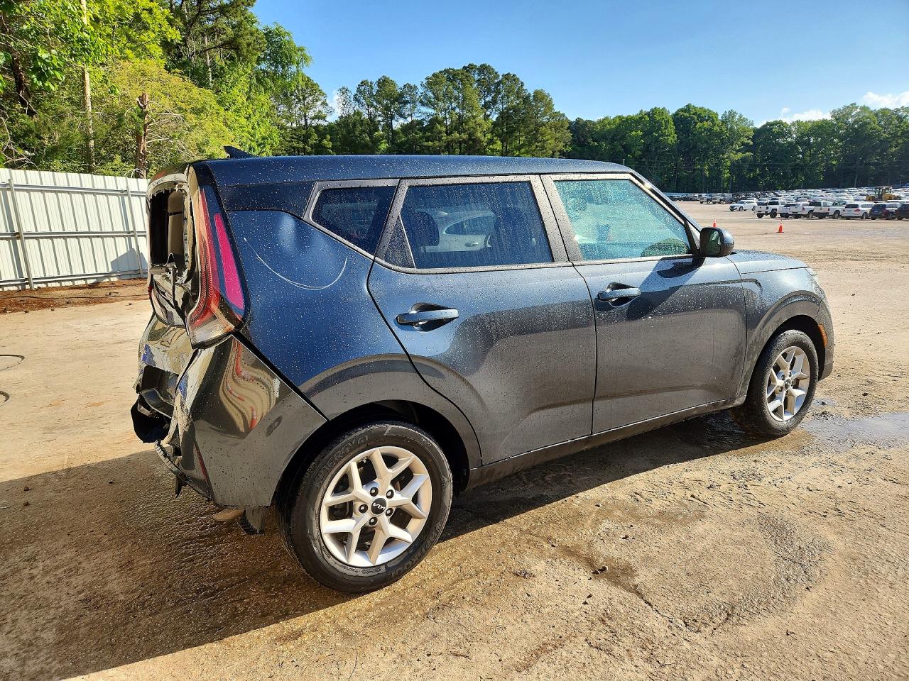 Kia Soul Lx