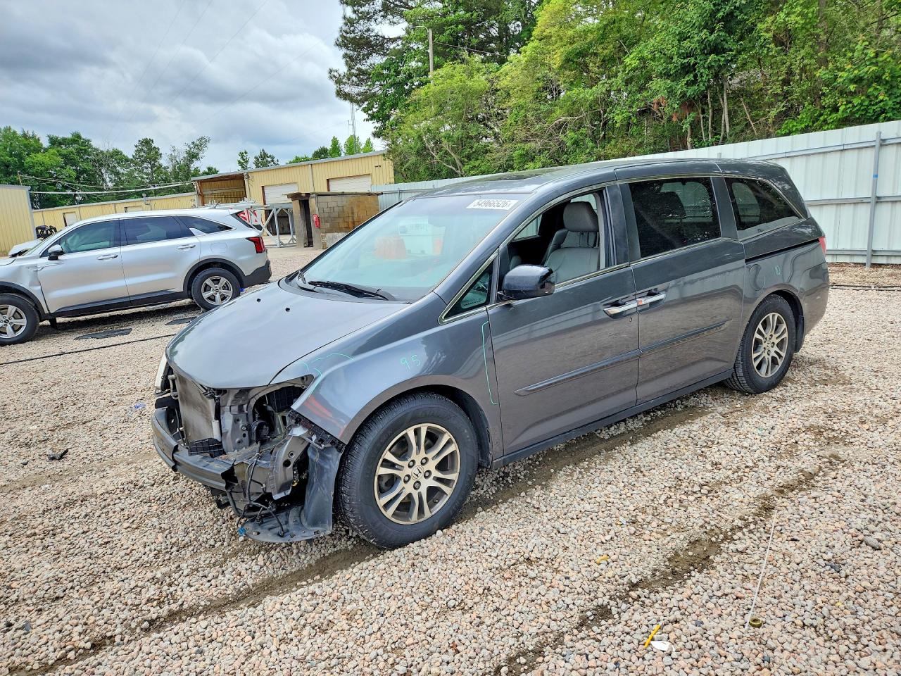Salvage Honda Odyssey Image