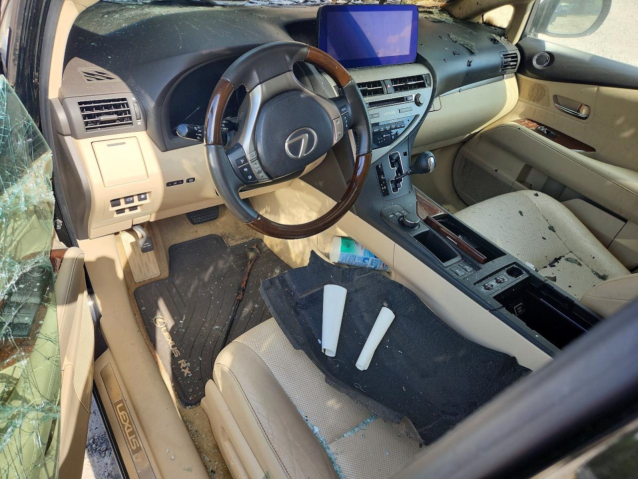 Lexus RX Base