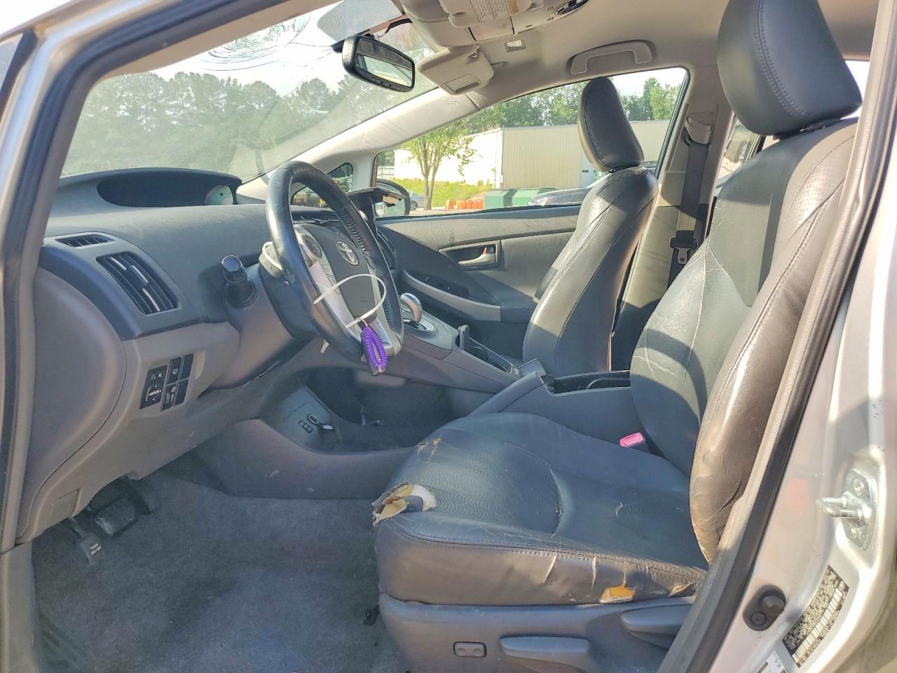 Toyota Prius V