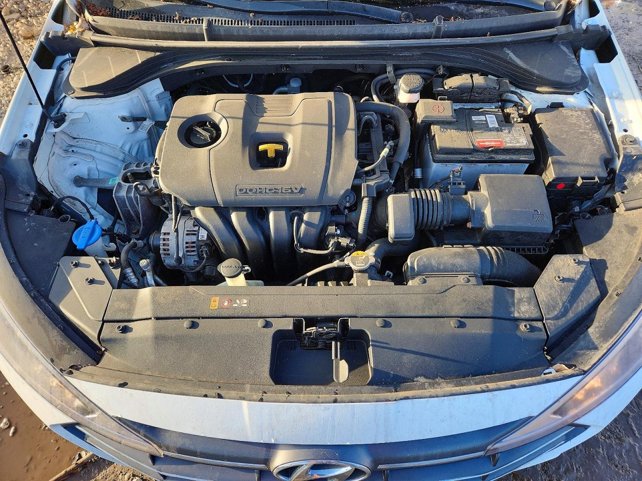 Hyundai ELANTRA Sel