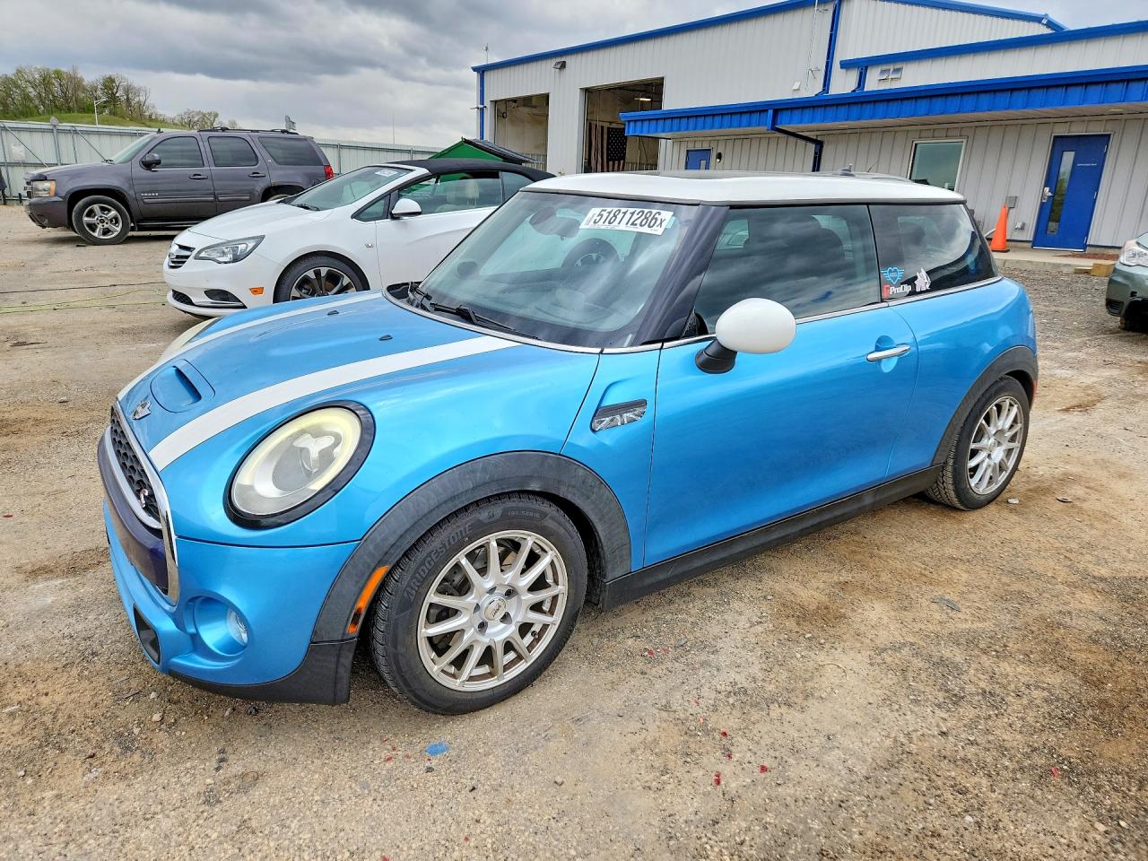 Salvage MINI Cooper Image
