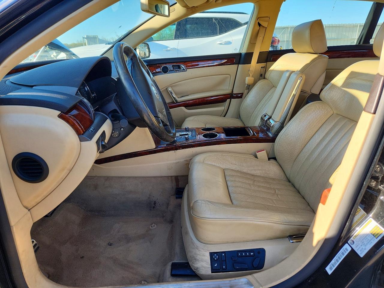 Volkswagen Phaeton 4.2