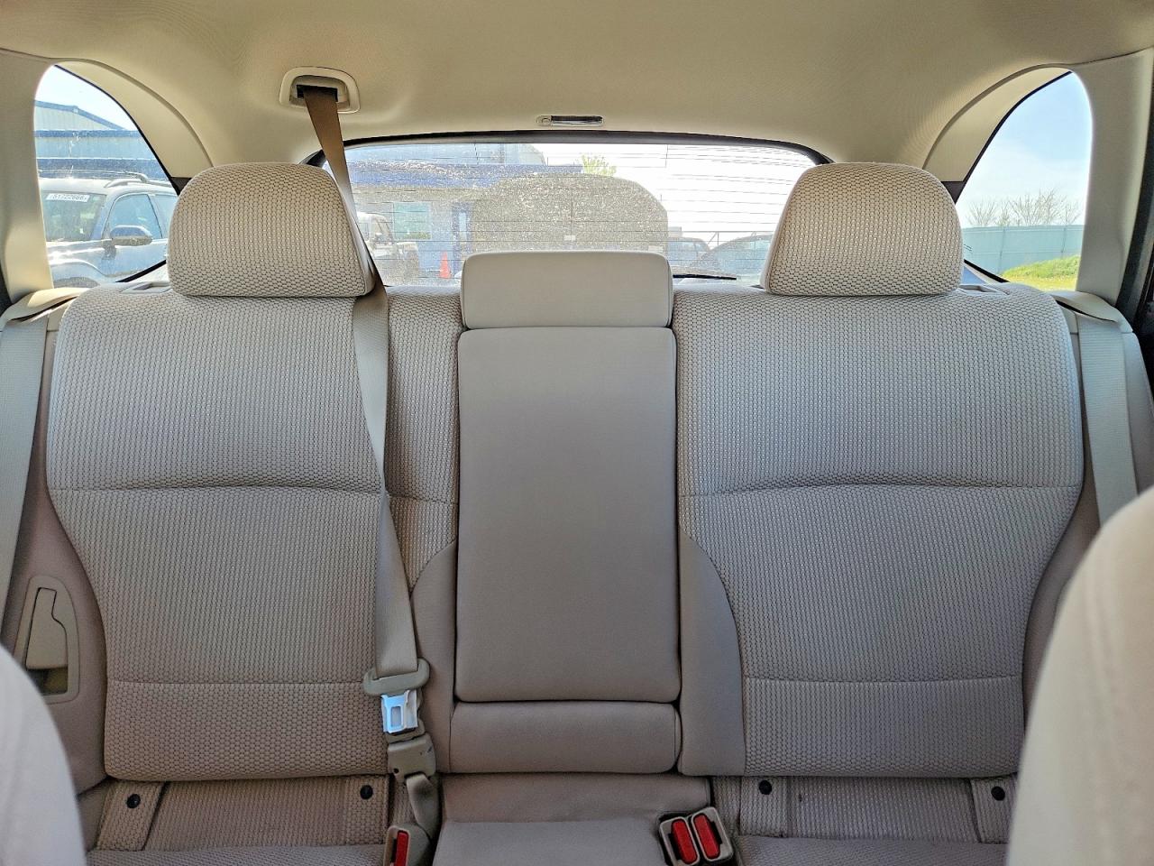 Subaru Outback 2.5i Premium