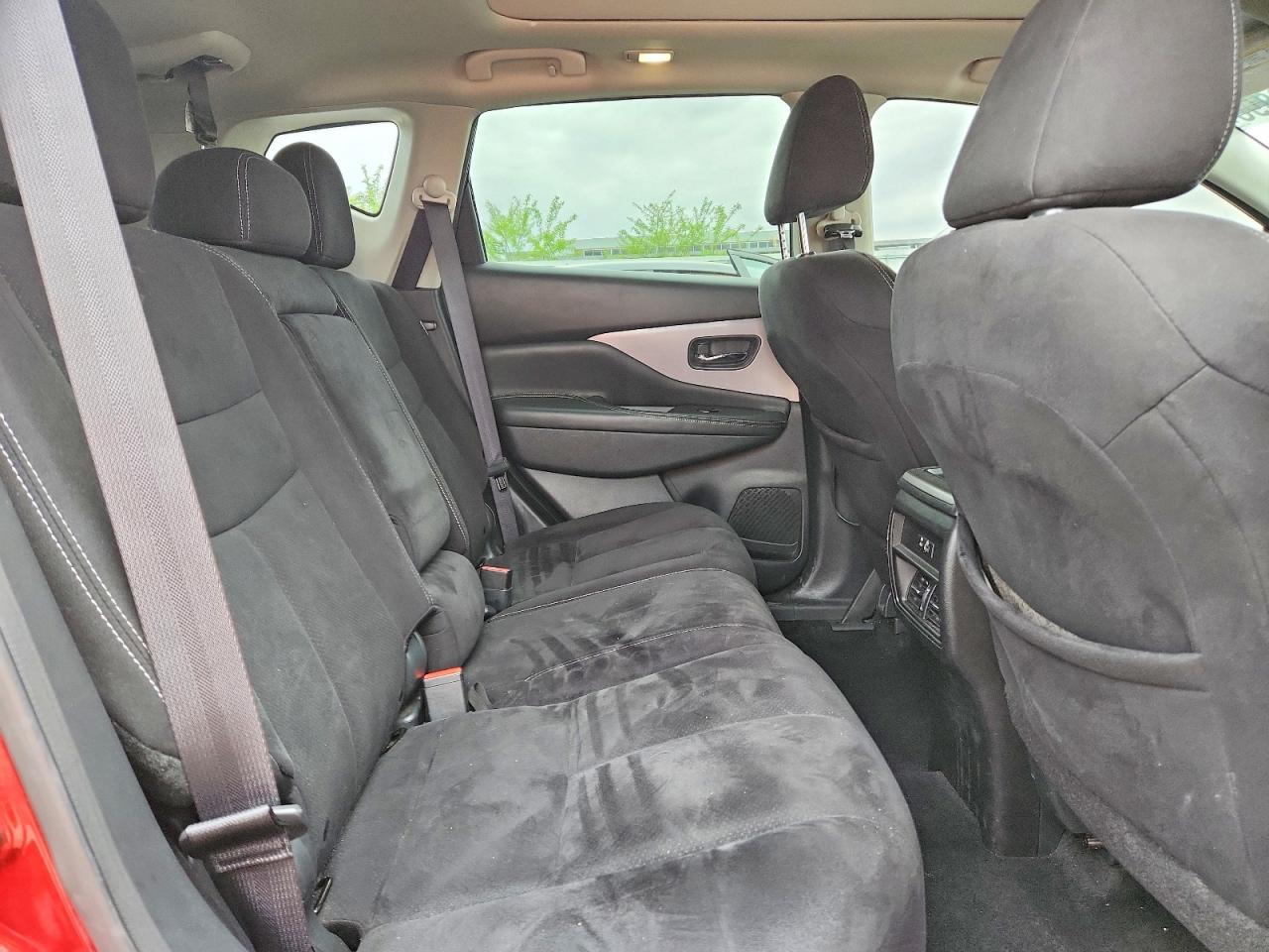 Nissan Murano S