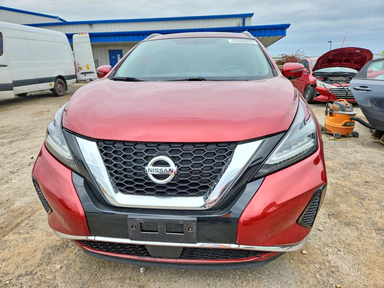 Nissan Murano S