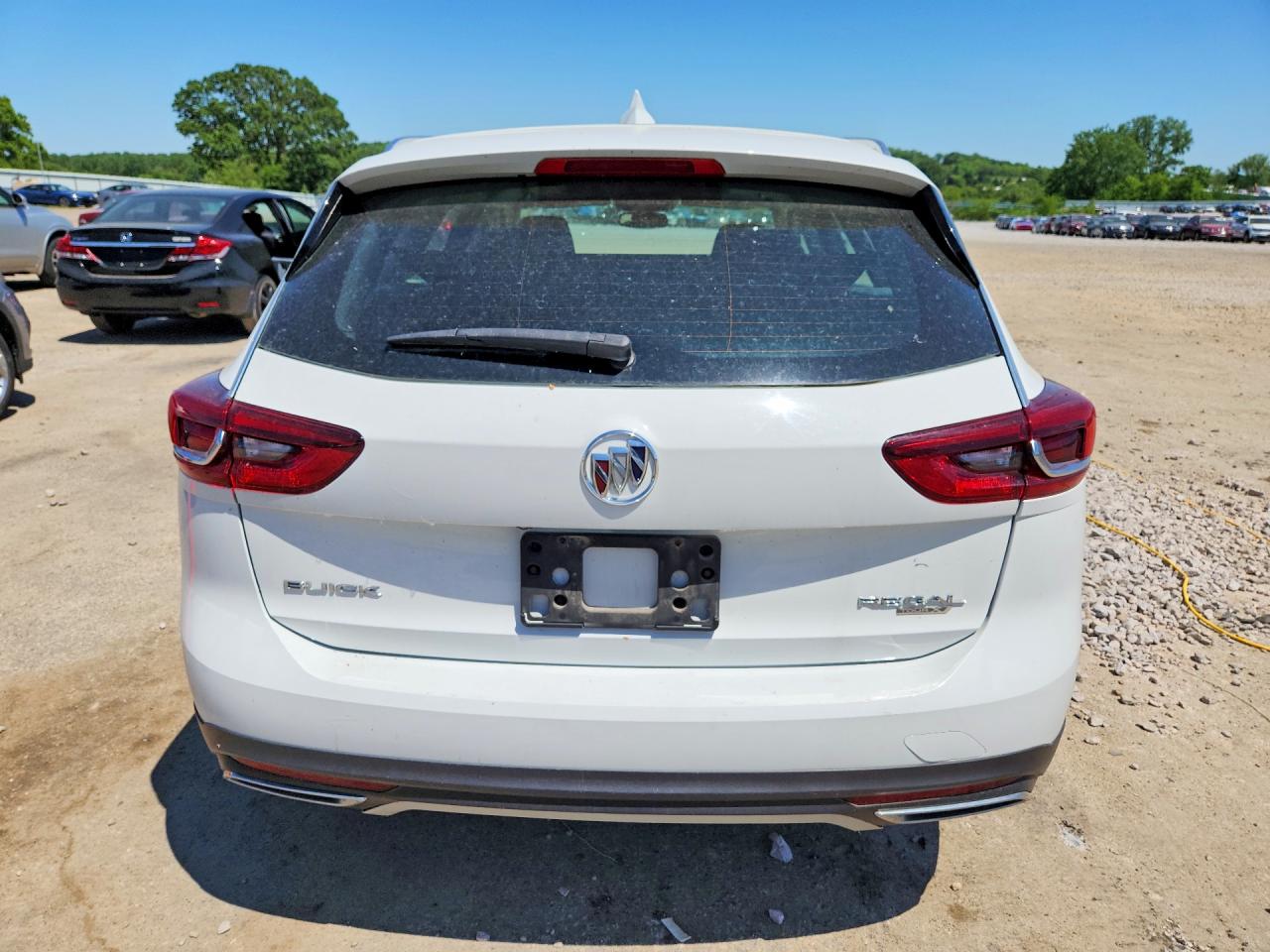 Buick Regal Essence