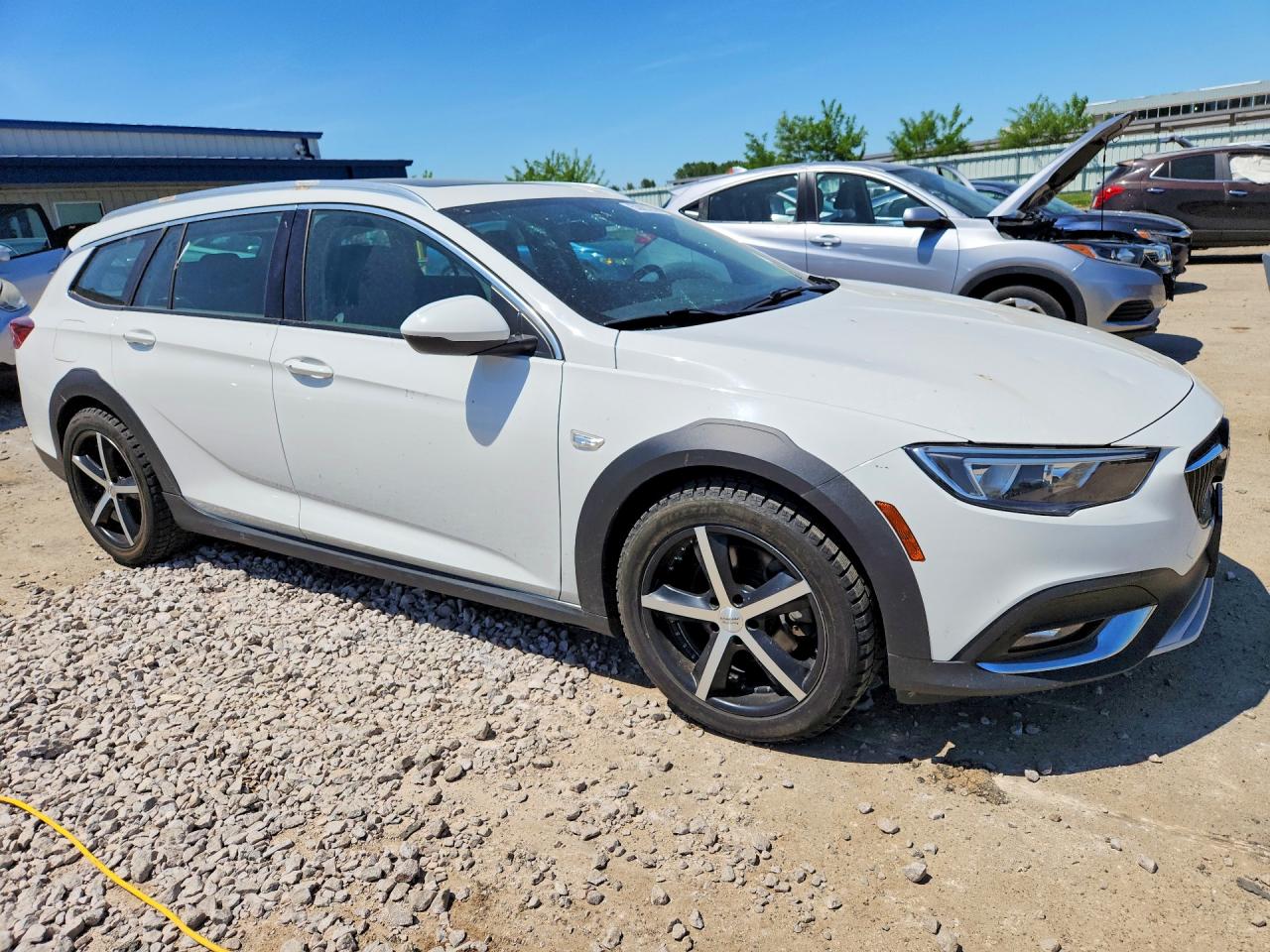 Buick Regal Essence