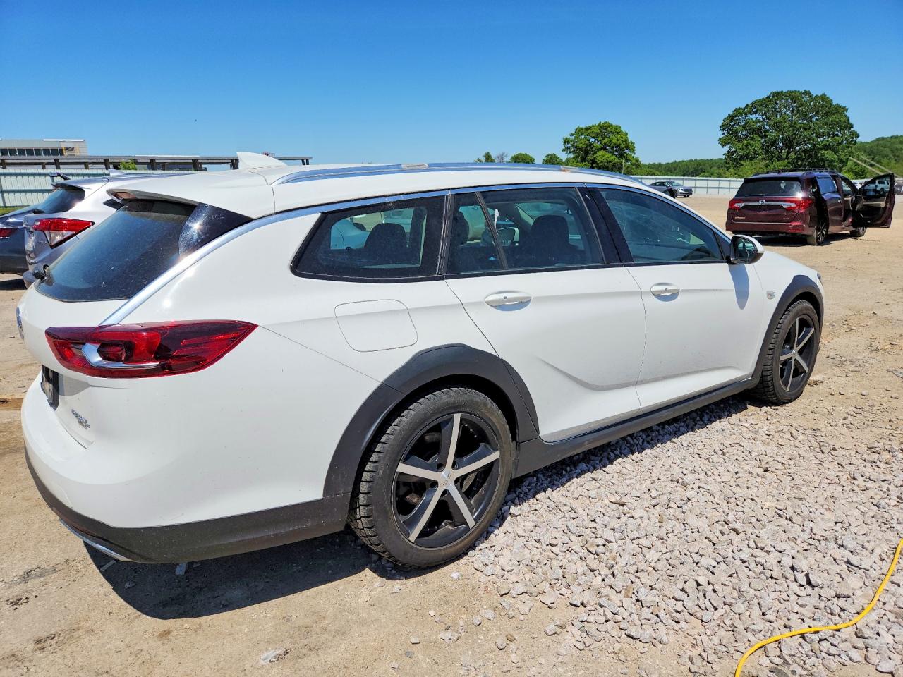 Buick Regal Essence