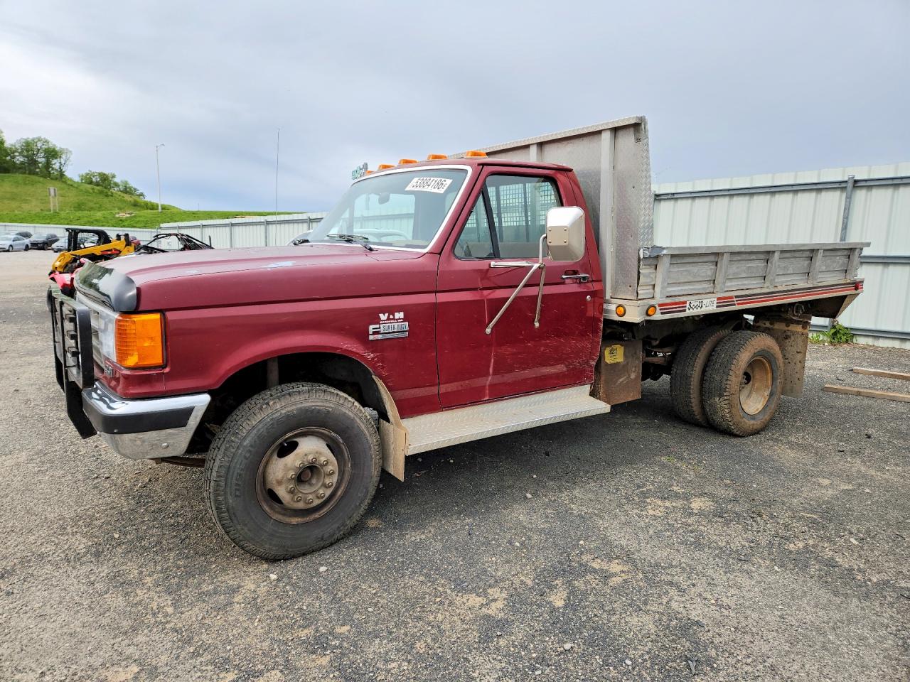 Salvage Ford F-350 Image