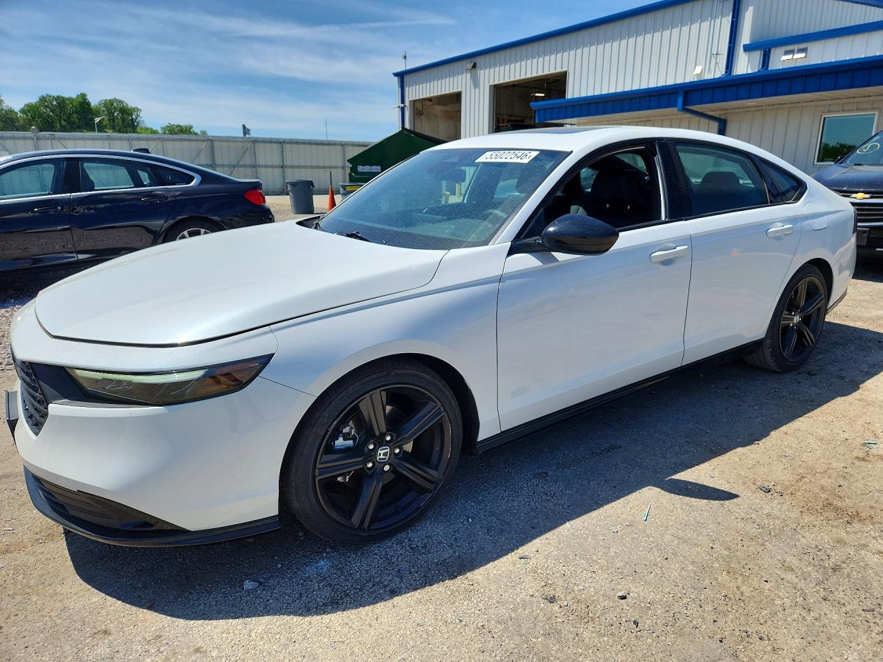 Salvage Honda Accord Image