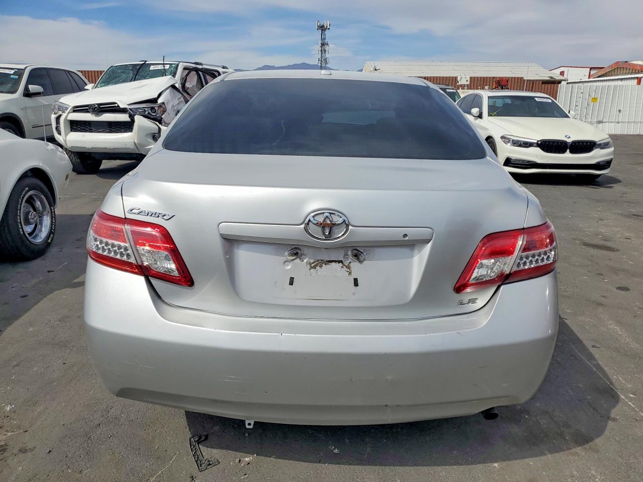 Toyota Camry Le