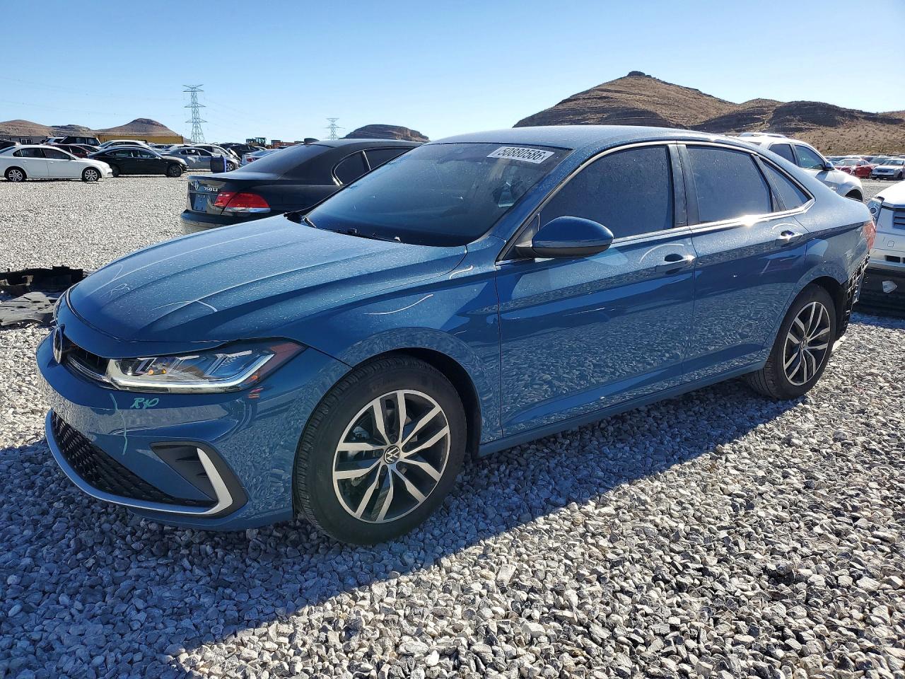 Salvage Volkswagen Jetta Image