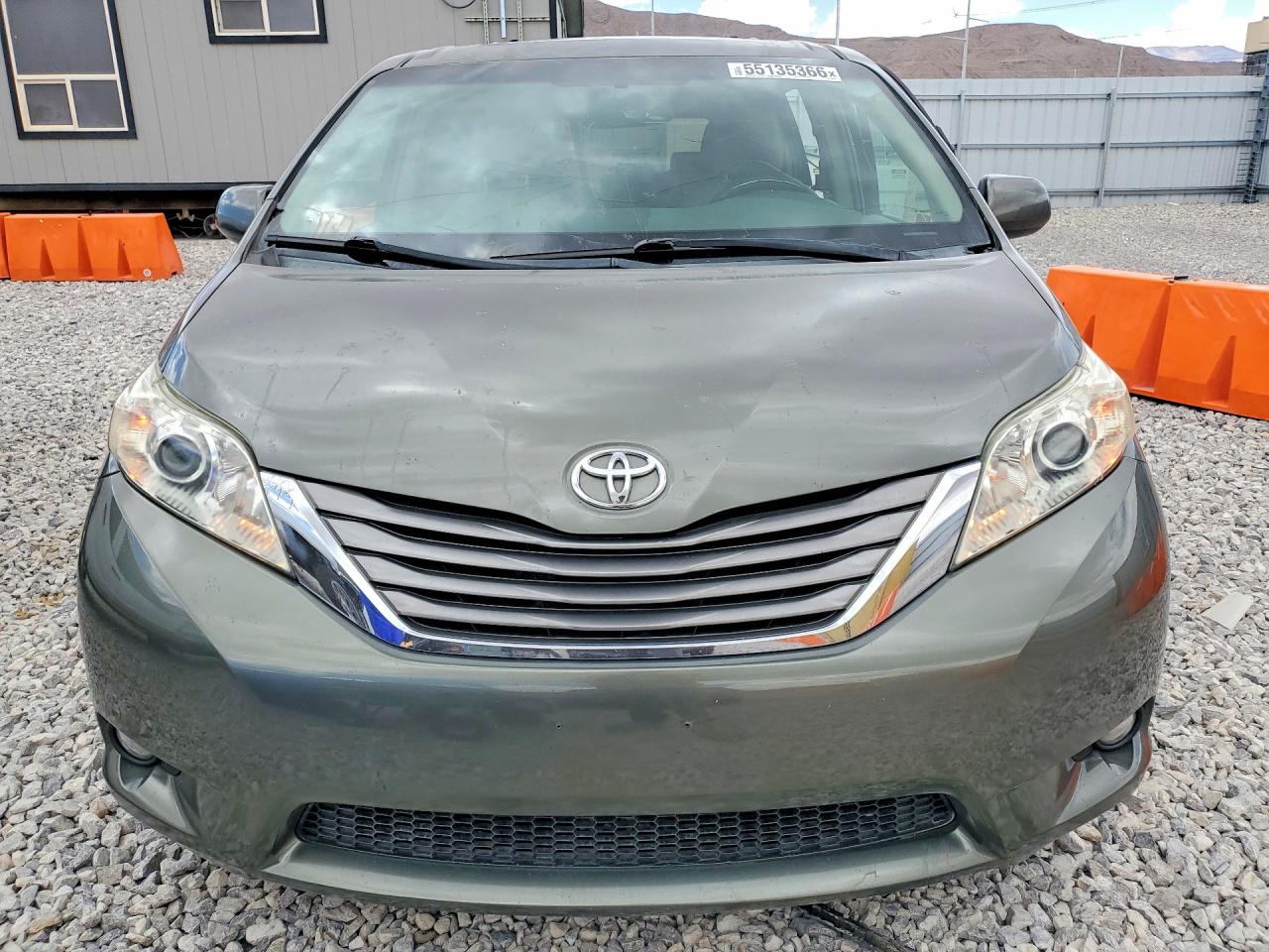 Toyota Sienna Xle 8-passenger