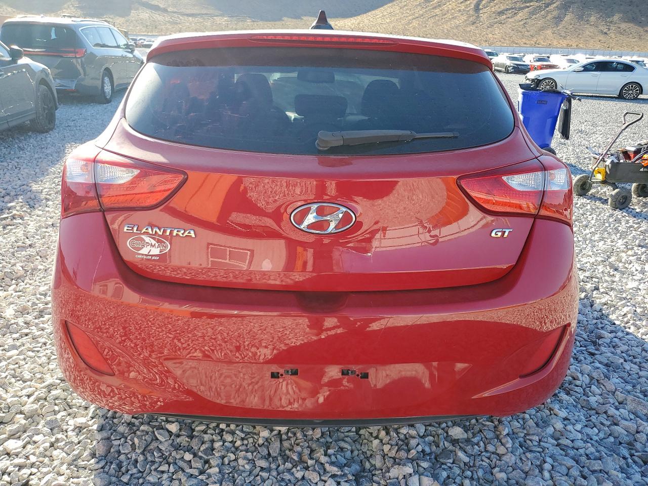 Hyundai ELANTRA Base