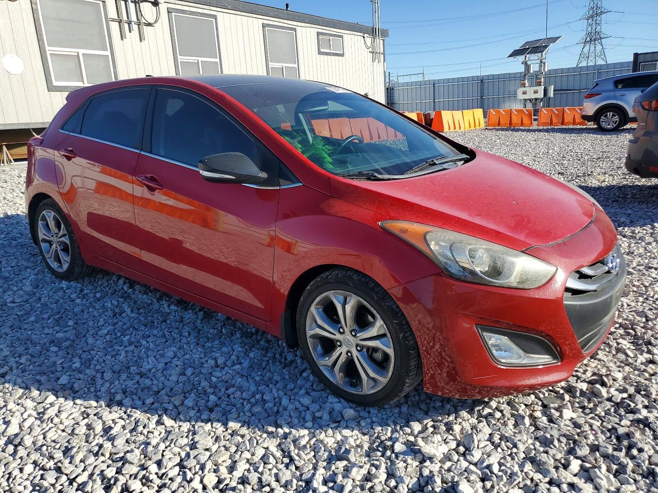 Hyundai ELANTRA Base