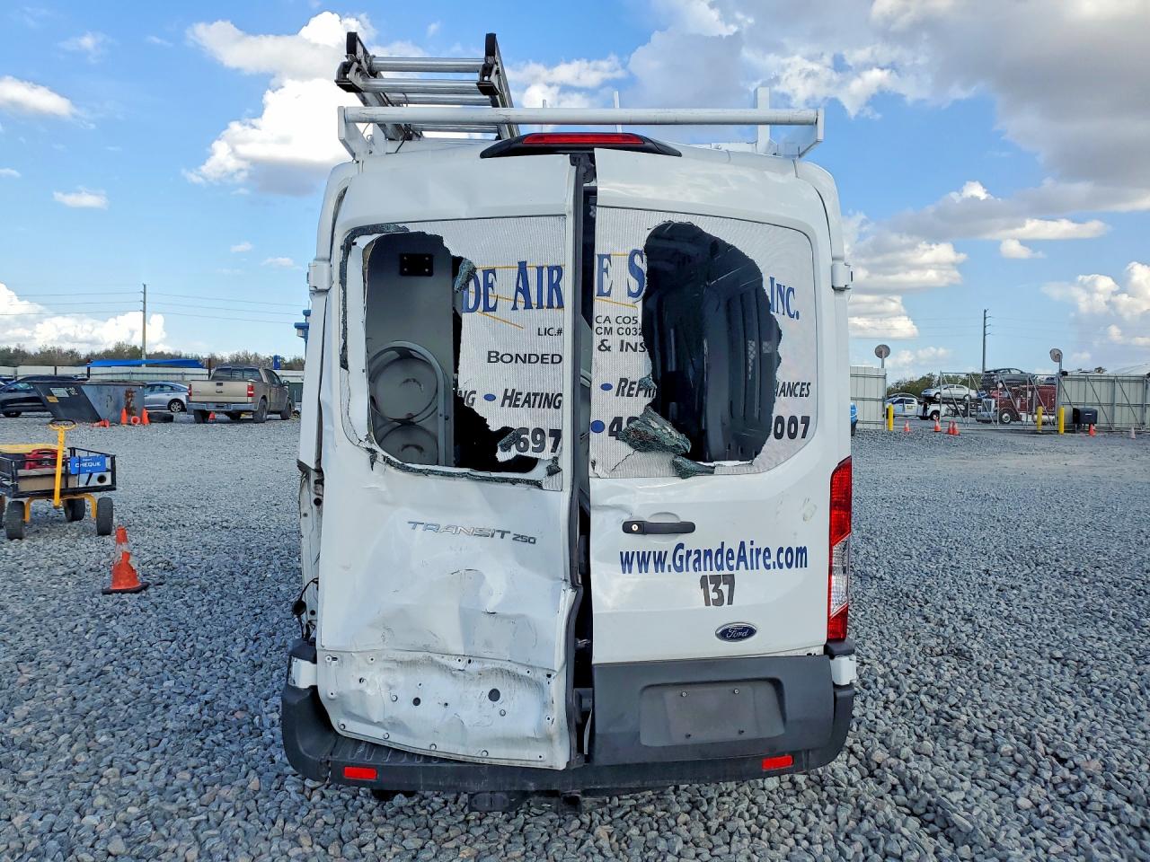 Ford Transit T-250