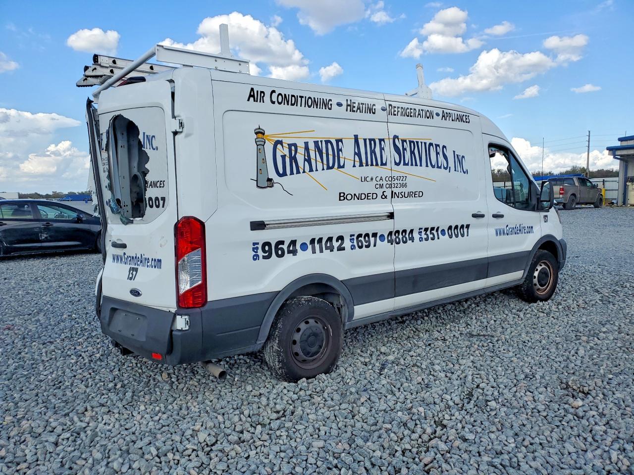 Ford Transit T-250