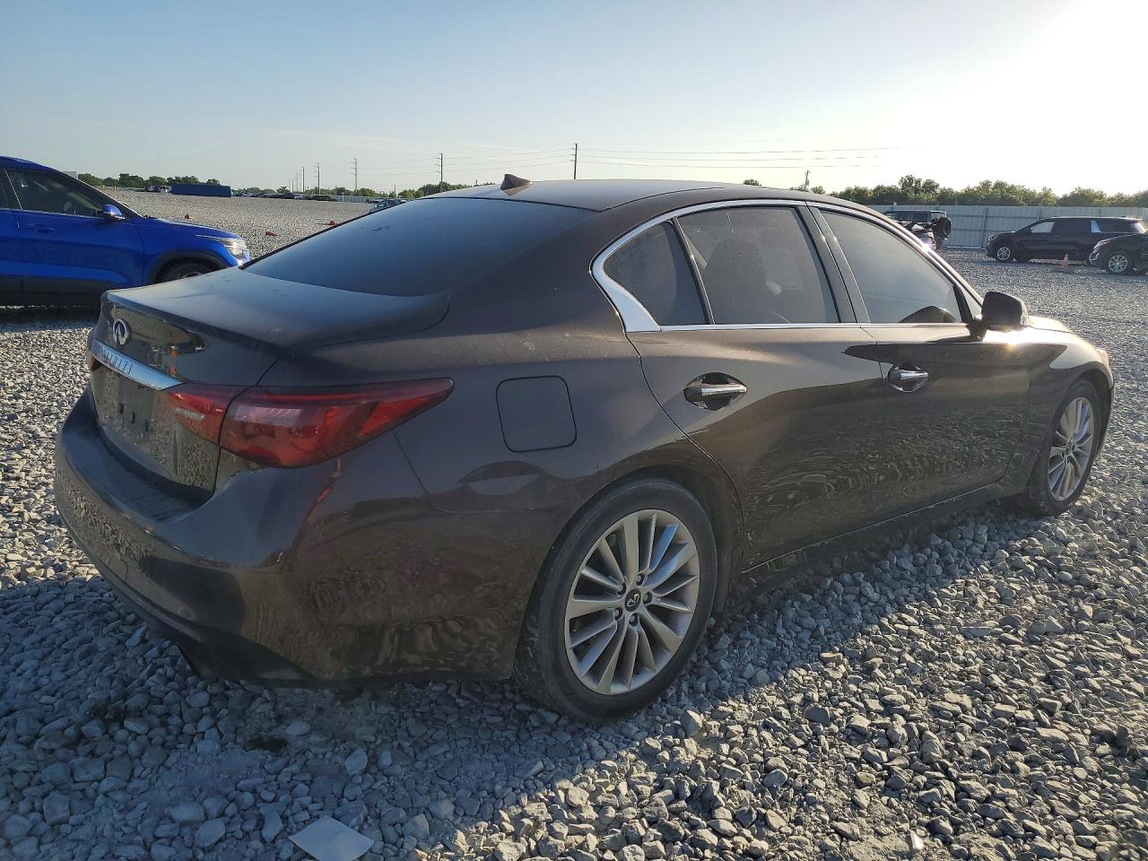 INFINITI Q50 3.0t L 3.0t Luxe