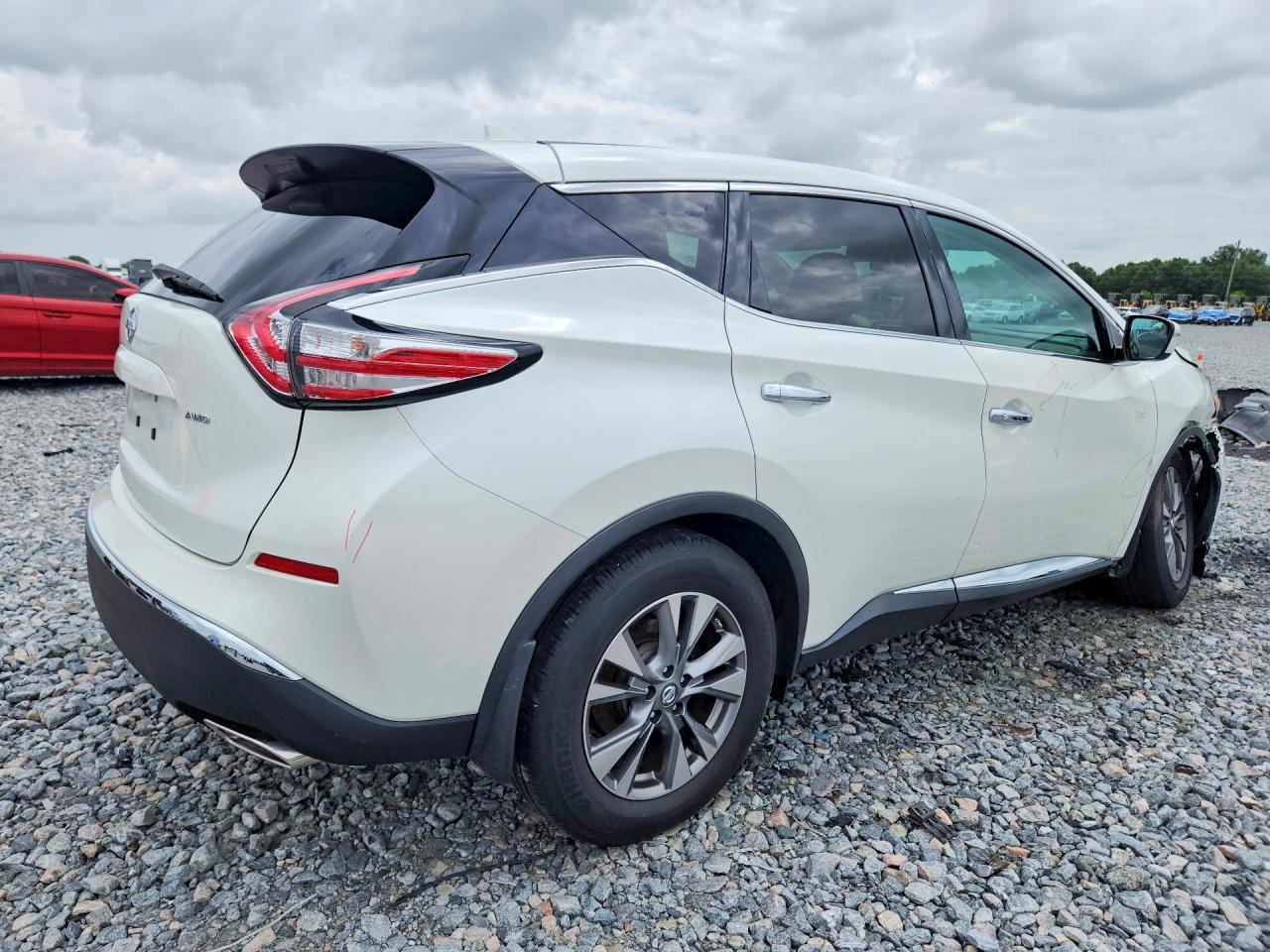 Nissan Murano S