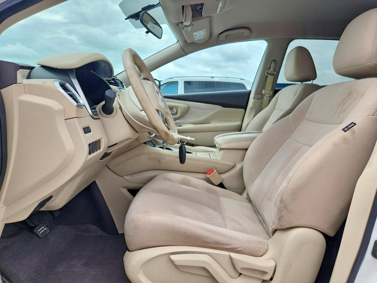 Nissan Murano S