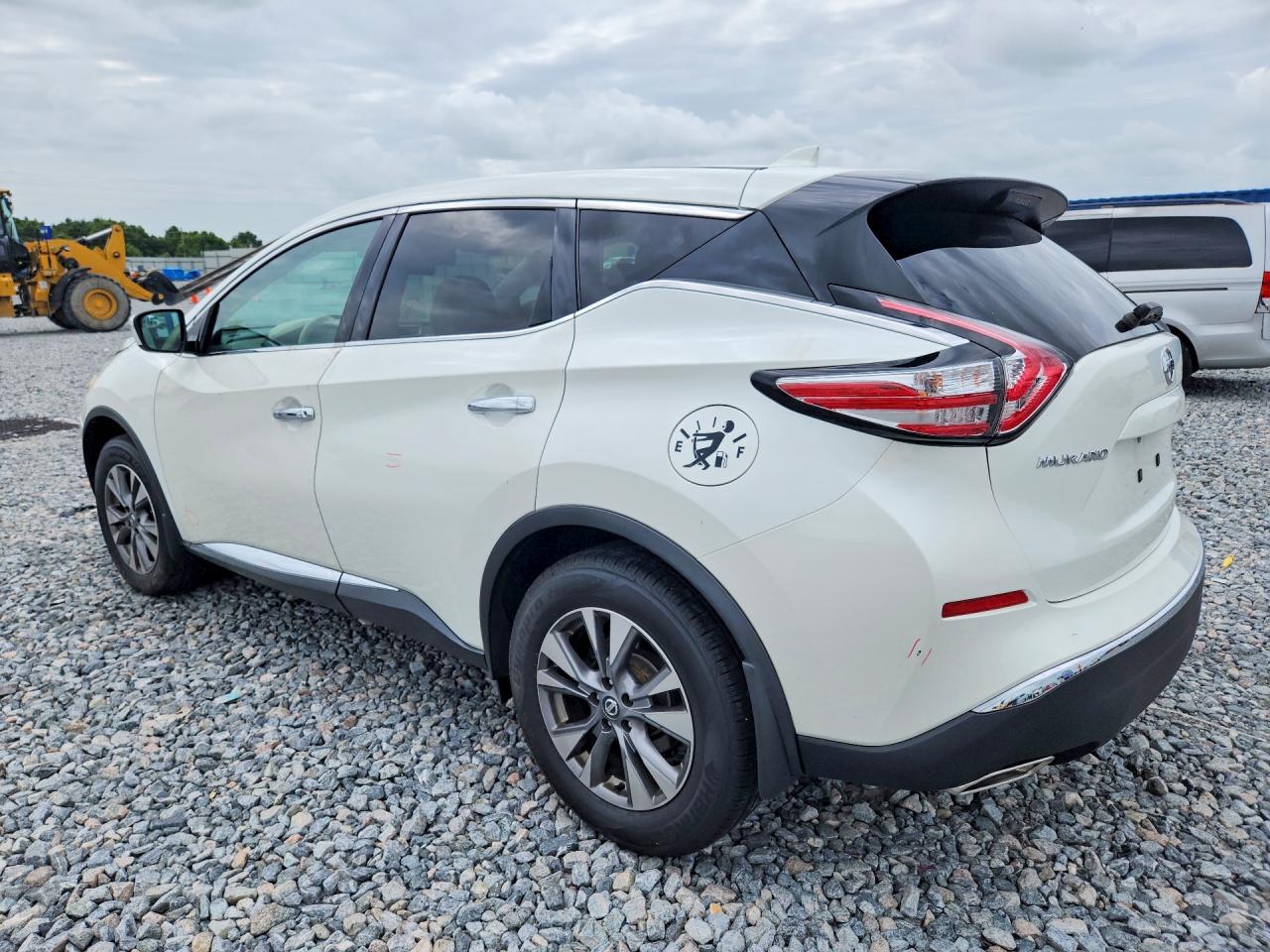 Nissan Murano S