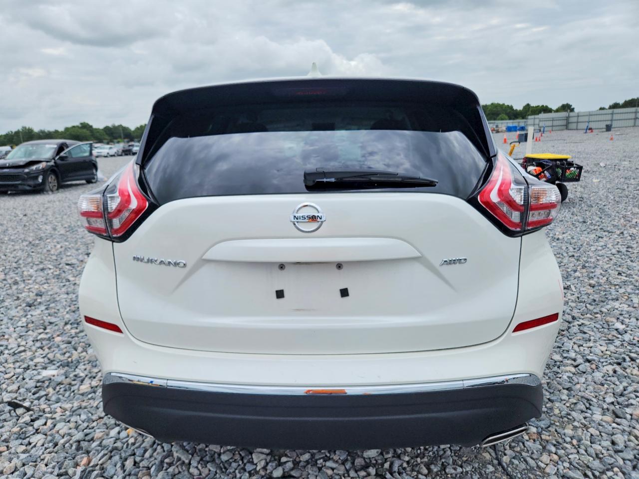 Nissan Murano S