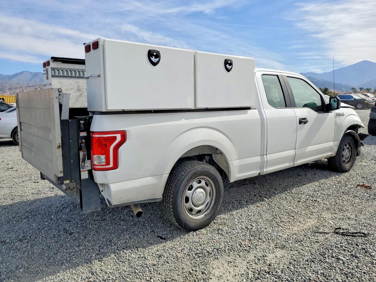Ford F-150 Super Cab