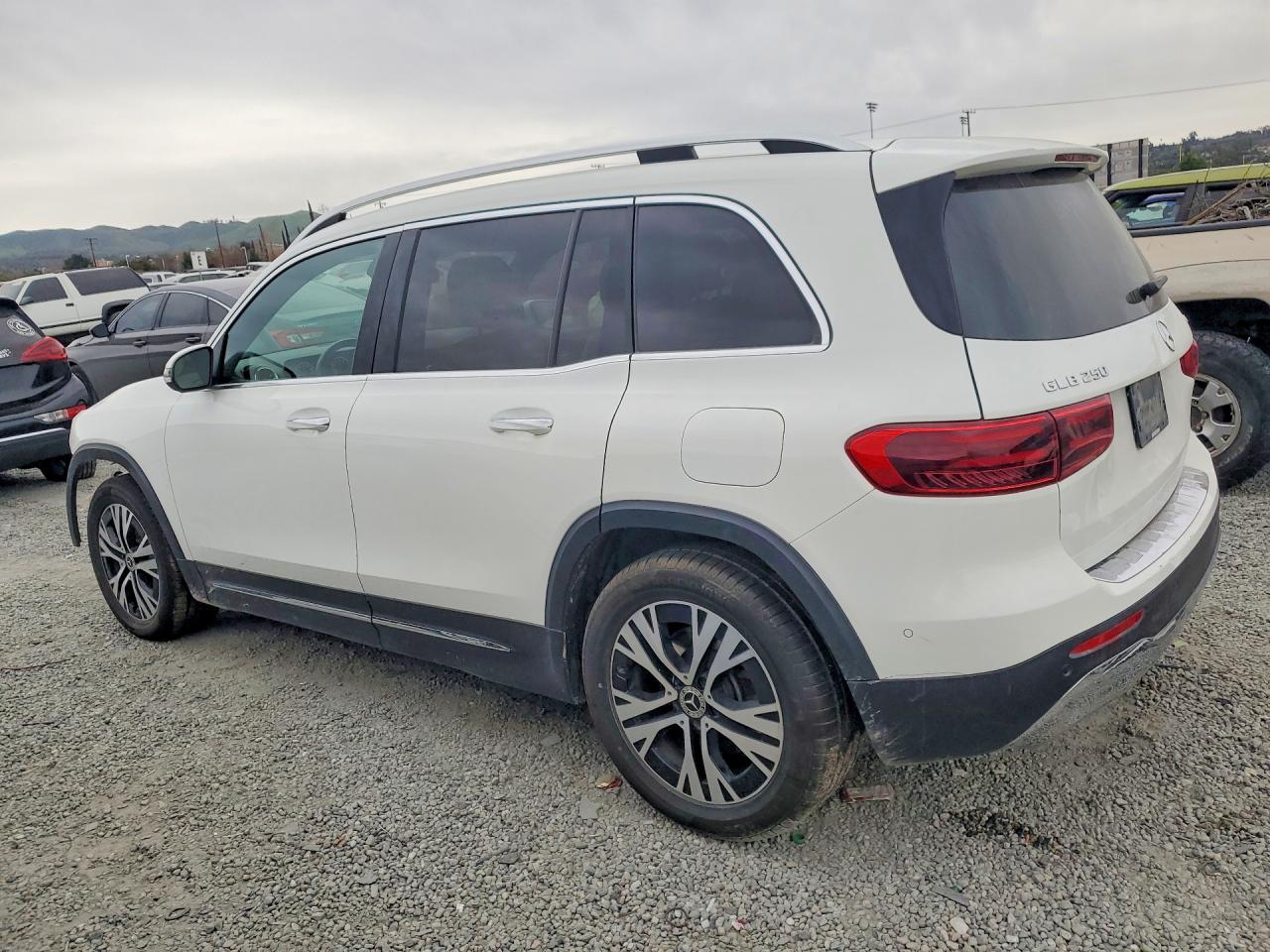 Mercedes-Benz GLB 250 4matic