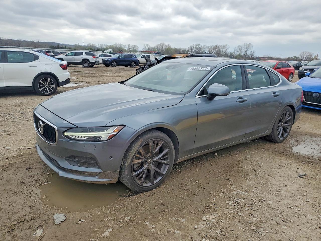 Salvage Volvo S90 Image