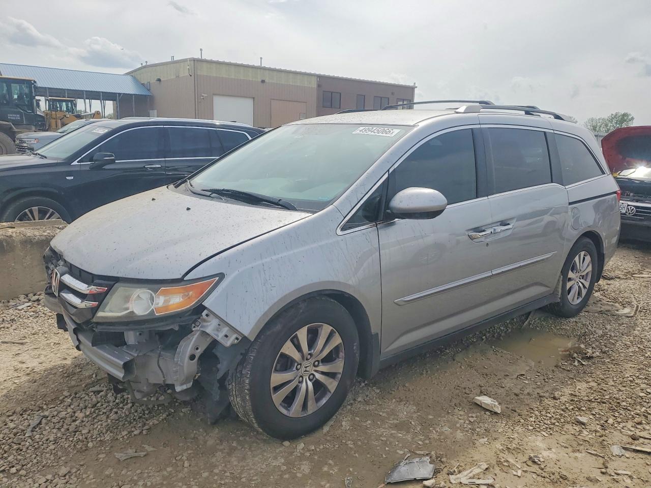 Salvage Honda Odyssey Image
