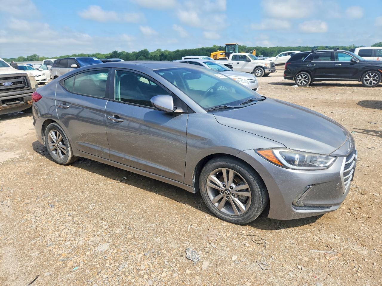 Hyundai ELANTRA Value Edition