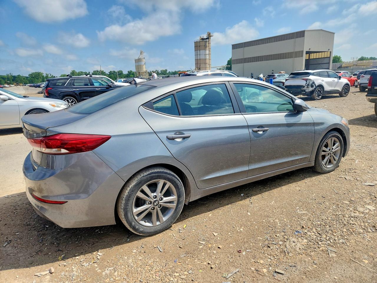 Hyundai ELANTRA Value Edition
