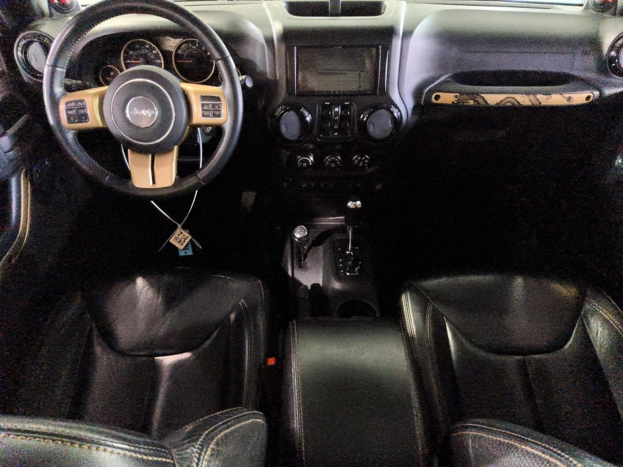 Jeep Wrangler Sahara