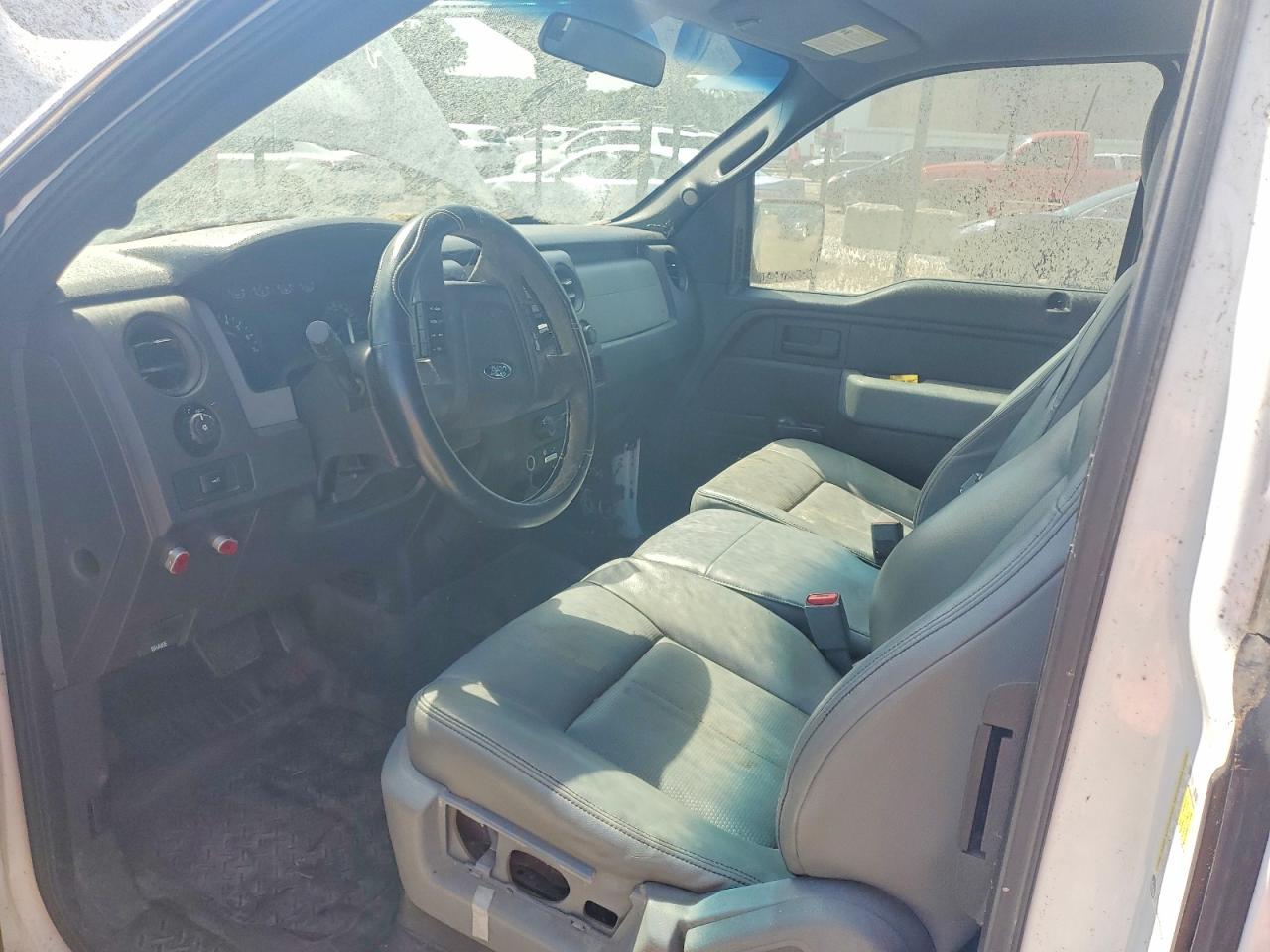 Ford F-150 Super Cab