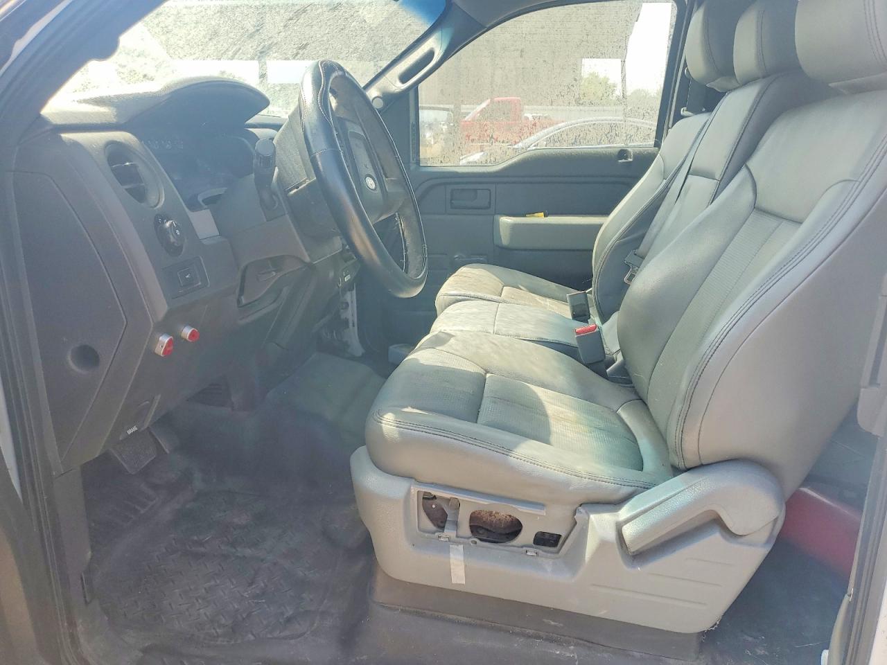 Ford F-150 Super Cab