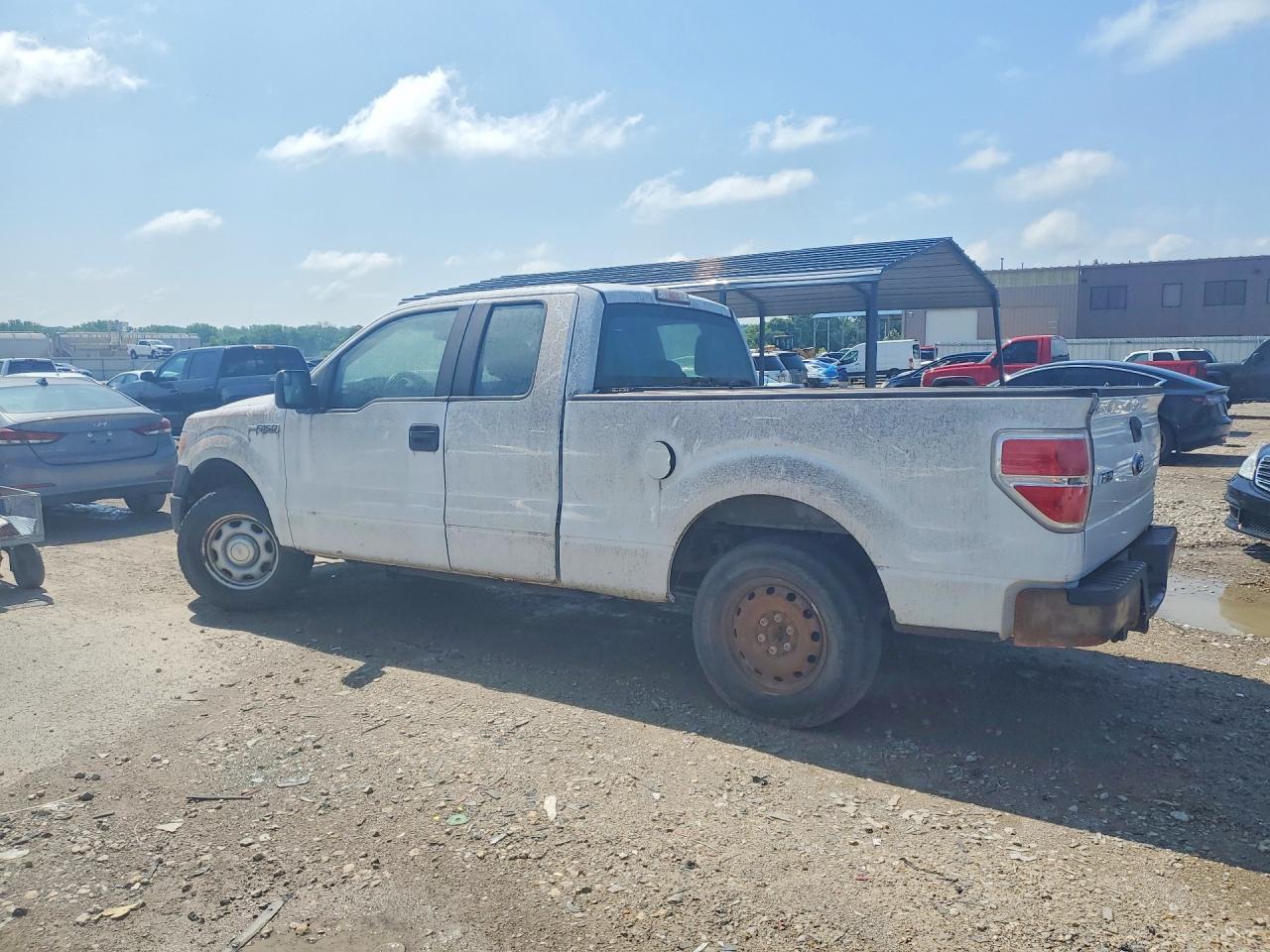 Ford F-150 Super Cab