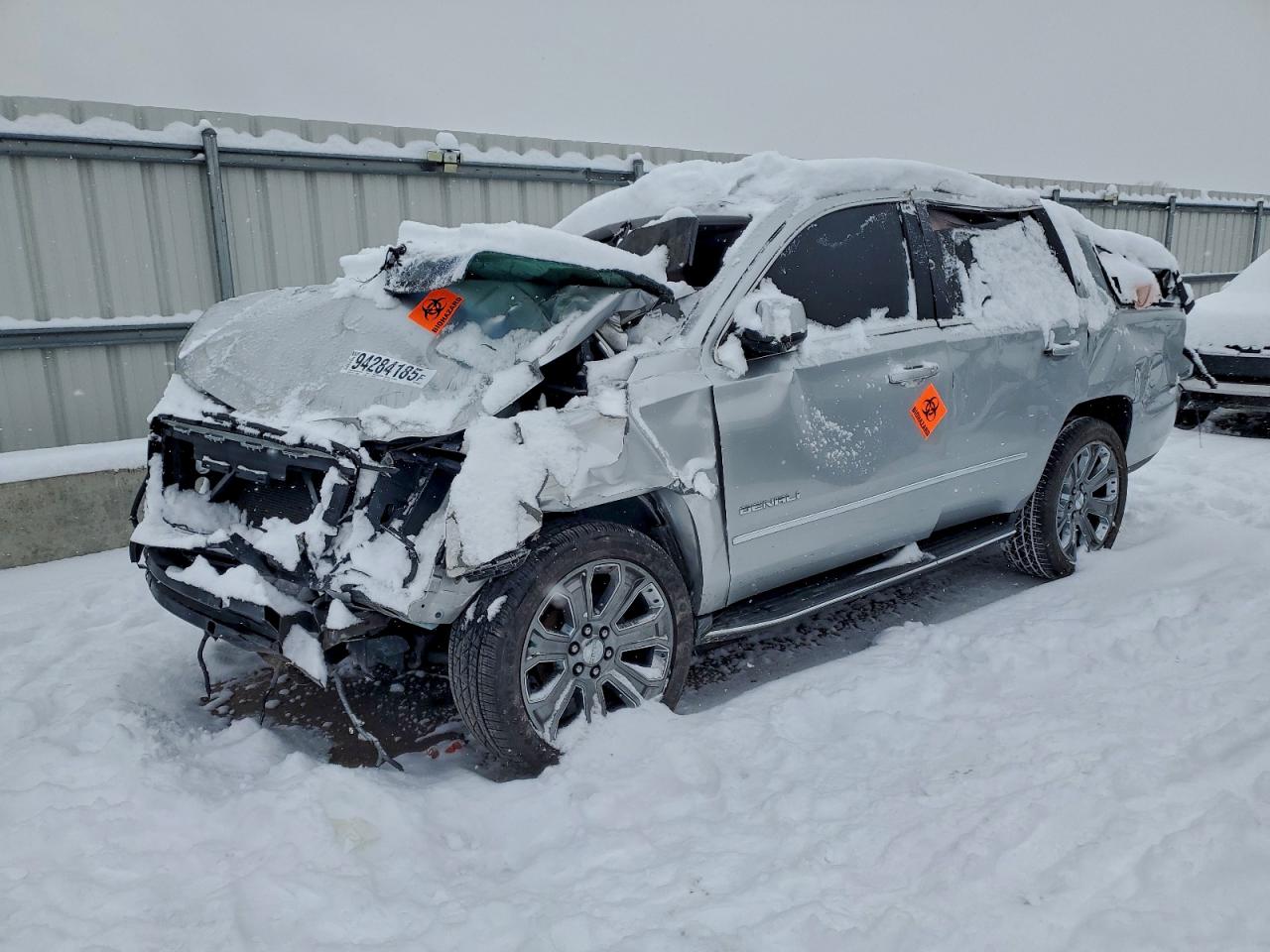 Salvage GMC Yukon Image