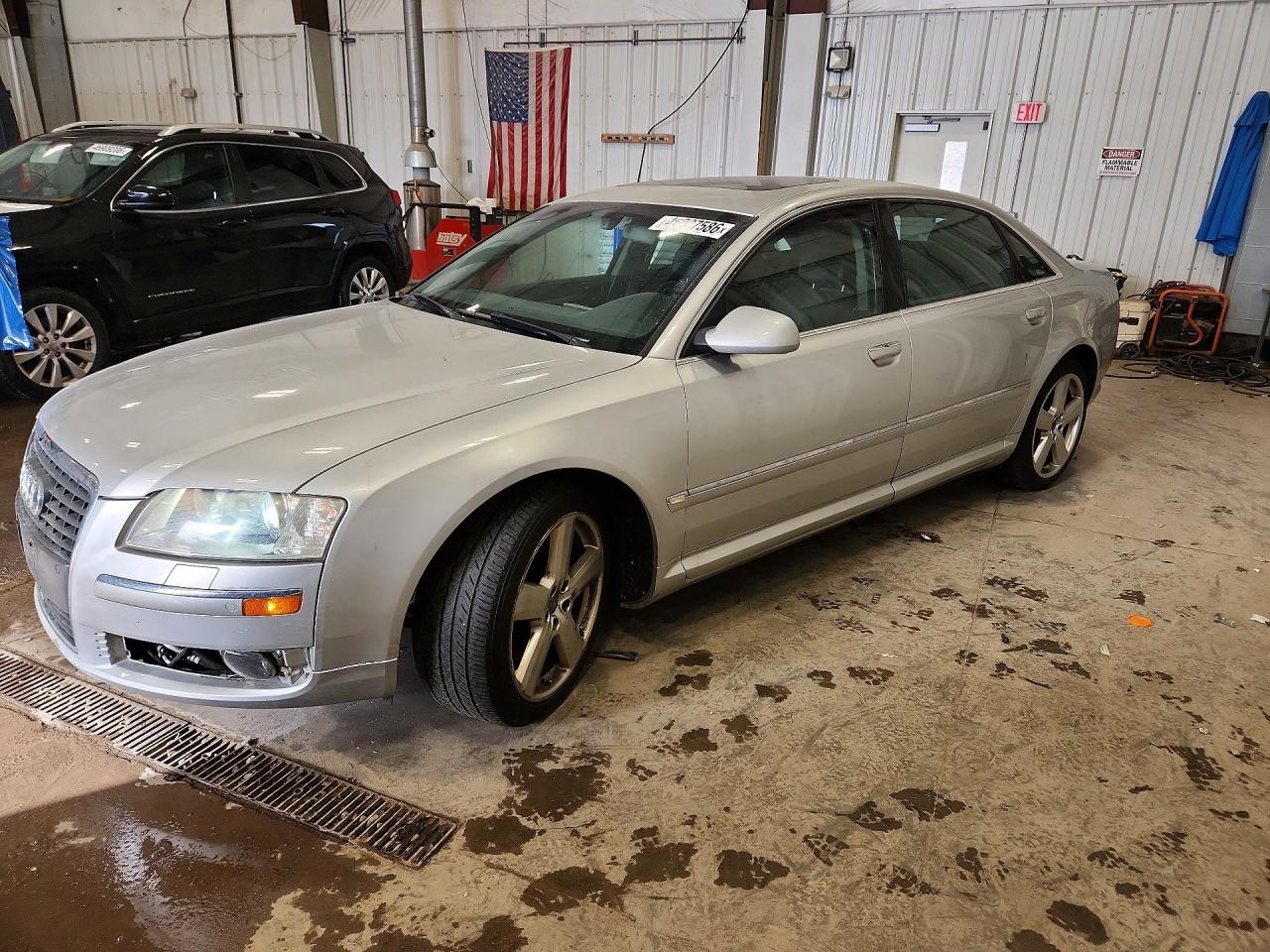 Salvage Audi A8 Image