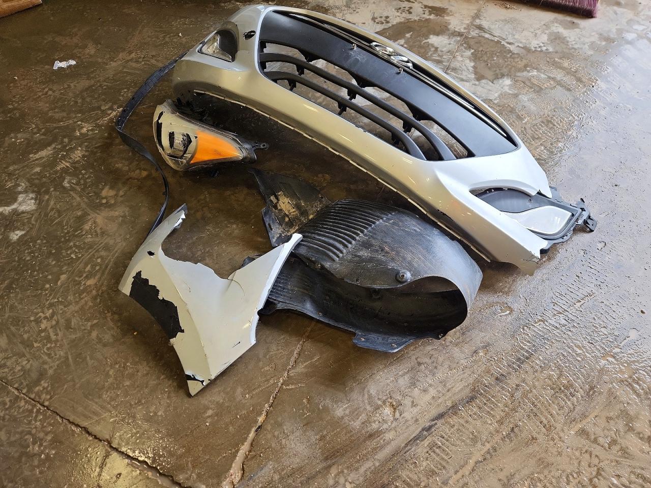 Hyundai ELANTRA Base