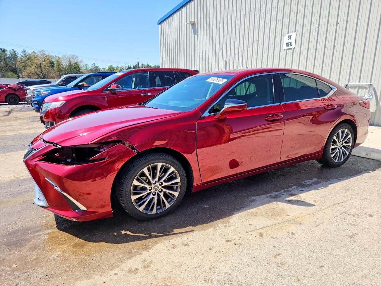 Salvage Lexus Es Image