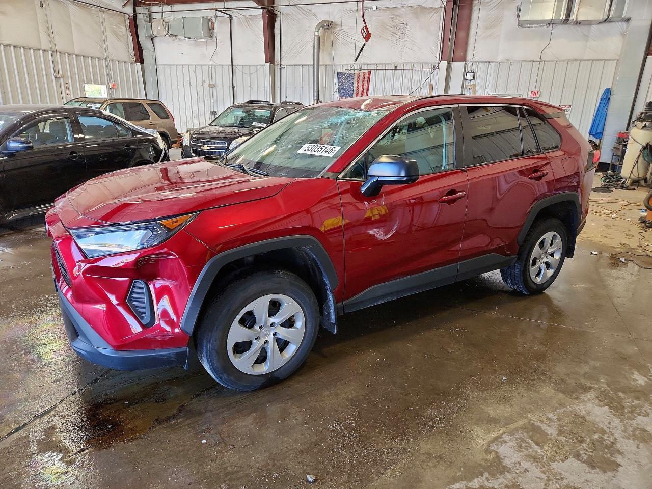 Salvage Toyota RAV4 Image